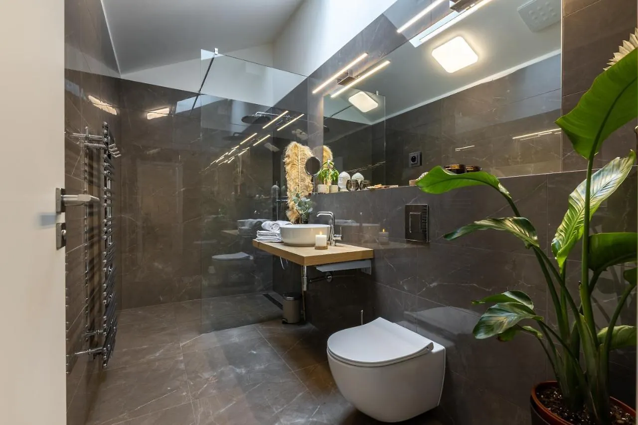 Luxurious, Charming Studio Perfect For Couples Prague 0*,